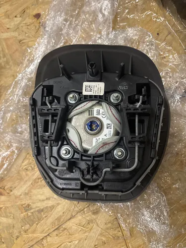 13014077200008 Renault Captur Steering wheel airbag