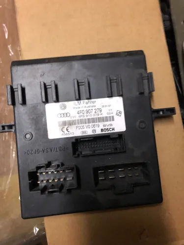 4F0907279 Audi A6 S6 C6 4F Comfort/convenience module