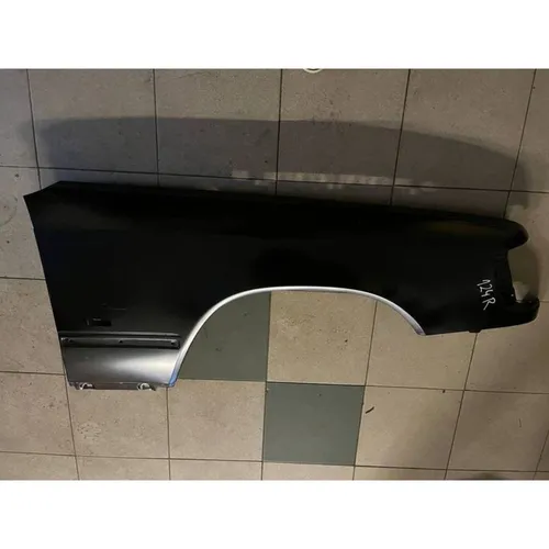 46241006080 Mercedes-Benz E W124 Fender