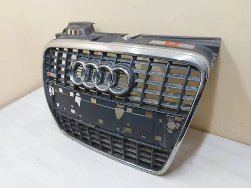 8E0835551M Audi A4 S4 B8 8K Front grill