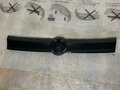2K7853651 Volkswagen Caddy Front grill