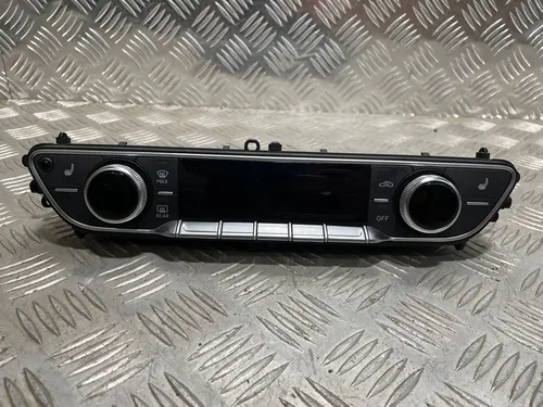 8W0820043BJ Audi A4 S4 B9 8W Climate control unit