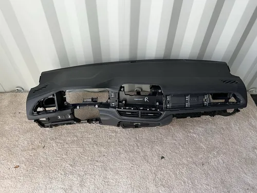 2GA857002A Volkswagen T-Roc Dashboard
