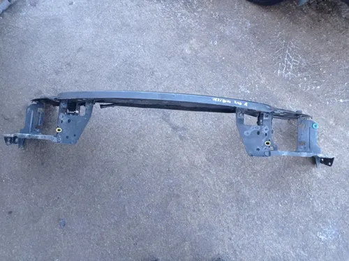 Volvo XC70 Radiator support slam panel