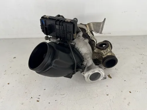 059145873DB Audi Q7 4M Turbo