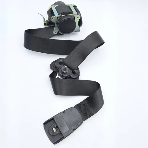 7313304 BMW 2 F46 Front seatbelt