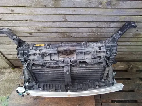 93868911 Opel Vivaro Radiator support slam panel