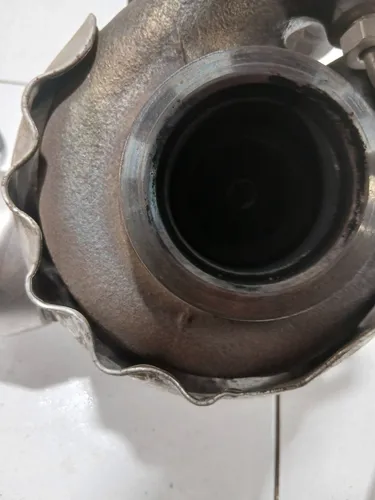 04L253056L Audi A4 S4 B9 Turbo