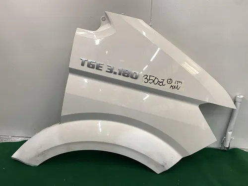 7C0821106B Volkswagen Crafter Fender