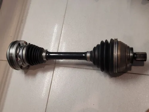 5Q0407271AP Audi A3 S3 8V Front driveshaft