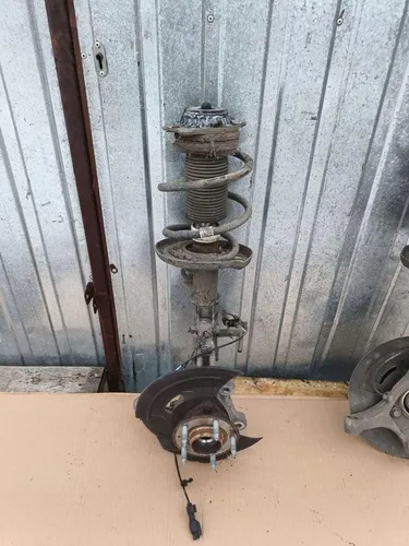 84155686 Opel Insignia B Front shock absorber/damper
