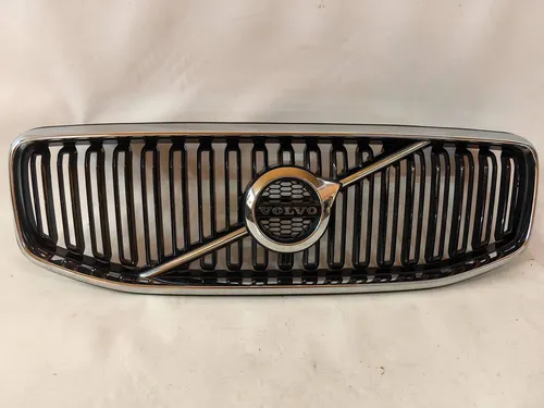 31479494 Volvo XC90 Front bumper upper radiator grill