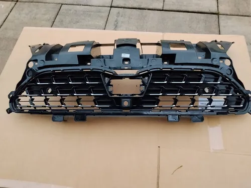 531010DB41 Toyota Yaris Cross Front grill