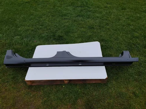 3V5809602C Skoda Superb B8 (3V) Sill