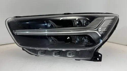 32133573 Volvo XC40 Headlight/headlamp