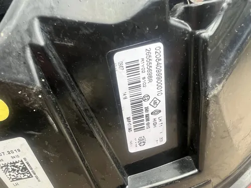 265555698R Renault Captur II Rear/tail lights