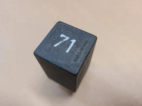 191919185 Volkswagen Golf II Ignition-blocking relay