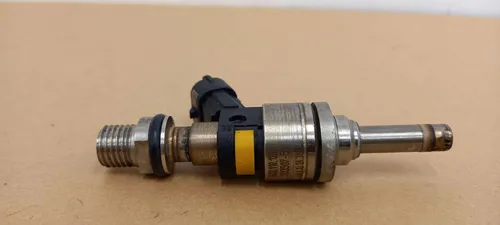 94811012871 Porsche Cayenne (92A) Fuel injector