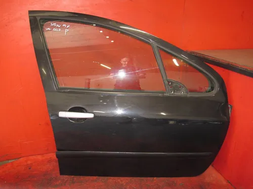DRZWIPP Peugeot 307 Front door