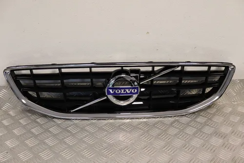31283764 Volvo V40 Front bumper upper radiator grill