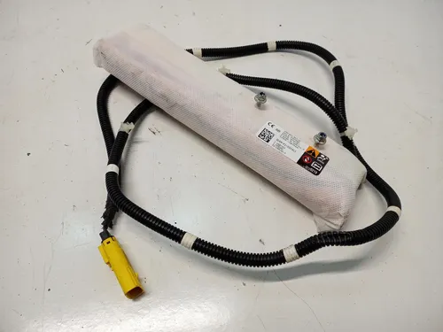 1005257-00-D Tesla Model S Steering wheel airbag