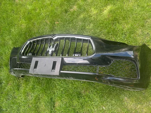 673008252 Maserati Ghibli Front bumper