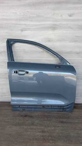 67890-WSSD Volvo XC40 Front door