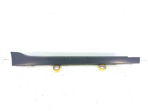 51777318852 BMW 2 F46 Sill