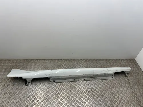 00004715017 BMW 2 F46 Sill