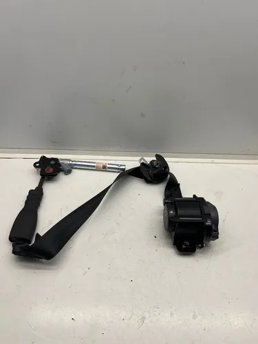 88820D4200 KIA Optima Front seatbelt