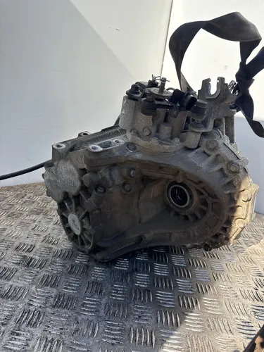 UM24310 KIA Optima Manual 6 speed gearbox