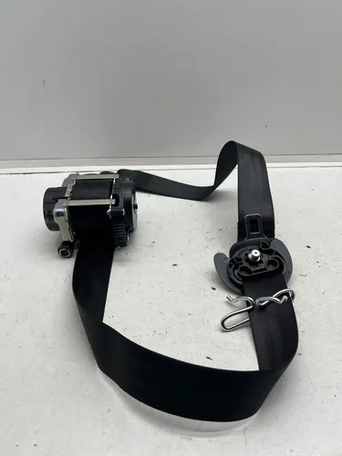 642558000A Audi A5 Front seatbelt
