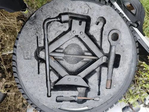 091491h000 KIA Ceed Tool set