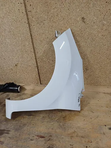121212 Ford Fiesta Fender