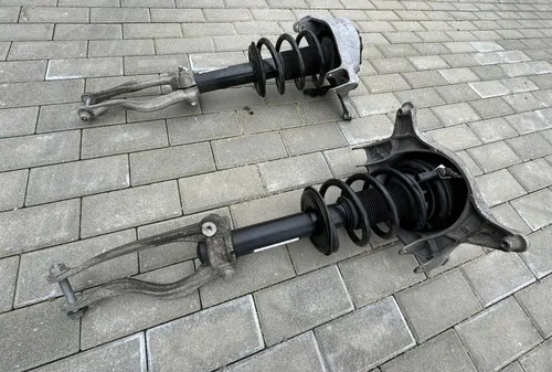 95B413031R Porsche Macan (95B) Front shock absorber/damper