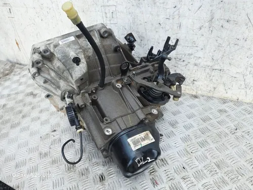 320109079R Renault Captur Manual 5 speed gearbox