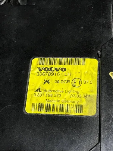 30678916 Volvo V50 Headlight/headlamp