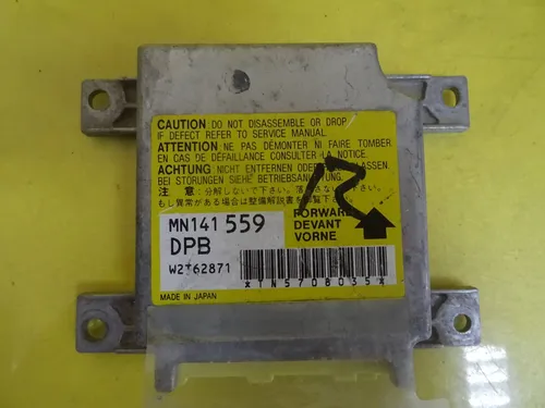 MN141559 Mitsubishi Pajero Airbag control unit/module