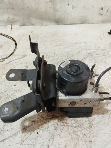 895410D040 Toyota Yaris ABS Pump