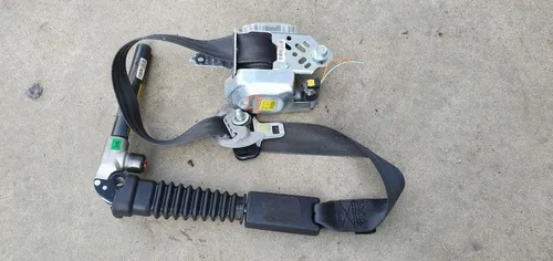 KIA Sorento Front seatbelt