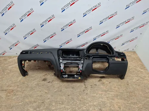 10055913 BMW X3 F25 Dashboard