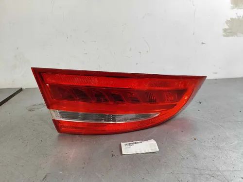 T4N39459 Jaguar XE Rear/tail lights
