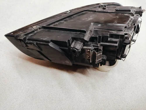 30698889 Volvo V50 Headlight/headlamp