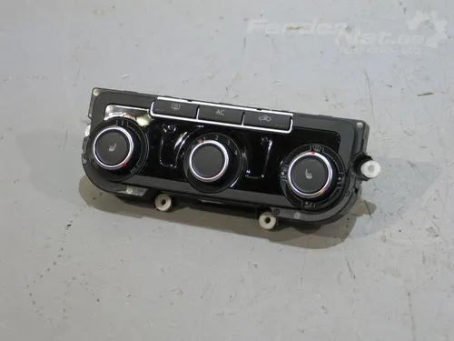 Volkswagen Golf VI Climate control unit