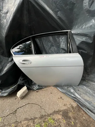 0016467 BMW 7 E65 E66 Rear door