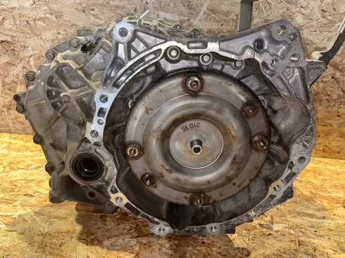 J181221279 Nissan Qashqai Automatic gearbox