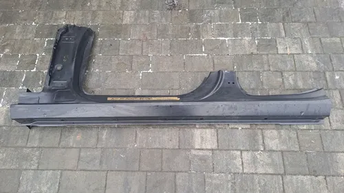 8k9809839 Audi A4 S4 B8 8K Sill