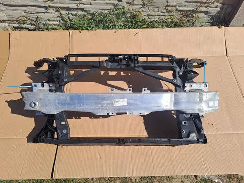 Z24837 Audi A3 S3 8V Radiator support slam panel