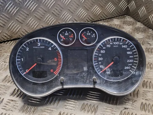 8P0920900D Audi A3 S3 8P Speedometer (instrument cluster)