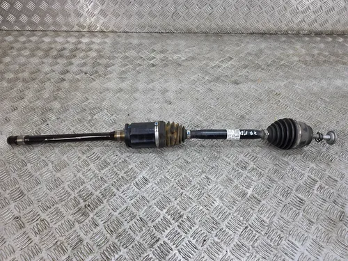 8486202 BMW X7 G07 Front driveshaft